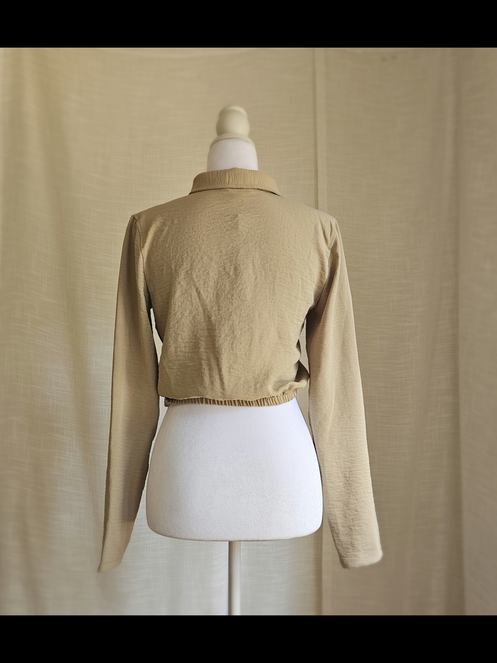 NWT Calvin Klein Beige Long Sleeve Cropped Button Front Top Blouse XS - Picture 5 of 16